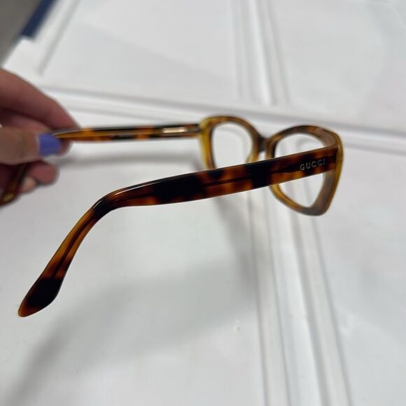 Tortoise Shell Eyeglasses VINTAGE Gucci Frames - No Lense - LIKE NEW Condition - Picture 3 of 6